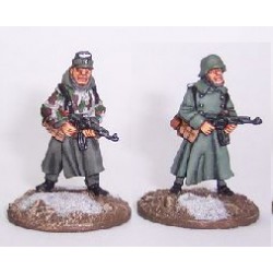 German Late War w/MP44 C (Winter) 28mm WWII ARTIZAN DESIGN