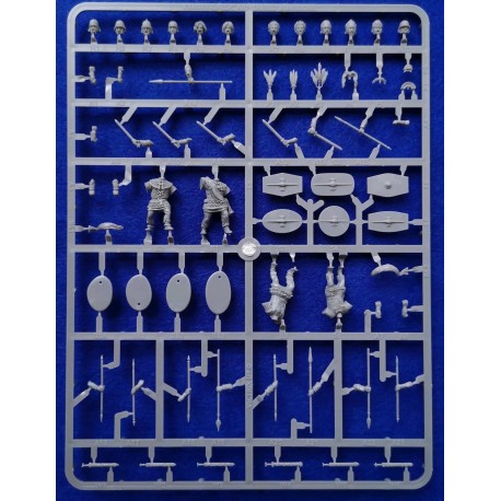 Ancient Gallic Armoured Warrior Sprue () 28mm Plastic VICTRIX MINIATURES